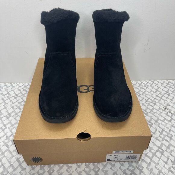 UGG Naiyah Size 8 Black Suede Leather Water repelling Short Winter Boots - Picture 3 of 7
